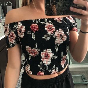 Black floral crop top